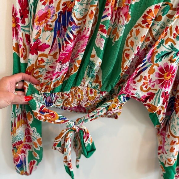 Rachel Zoe Floral Cropped Blouse Women's Size Small Long Sleeve Tie Back Top - Picture 4 of 8